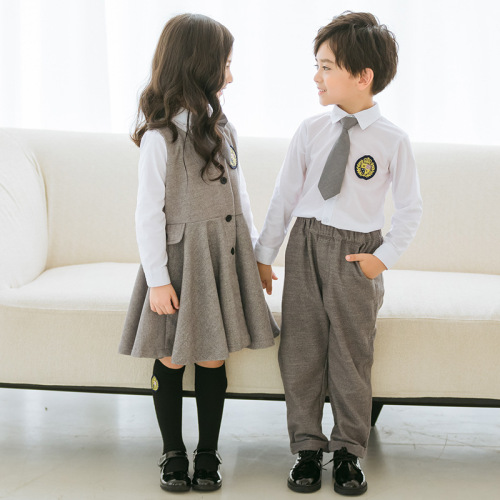 English-style kindergarten school uniform set for primary school students, three-piece set for children, autumn and winter class uniform customization season