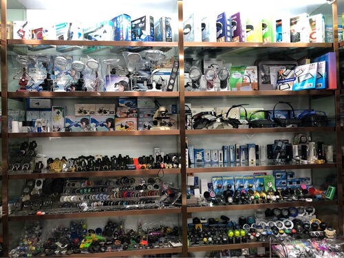 Magnifying glass, compass, telescope, counter, teaching supplies, make products as required, pay the freight difference