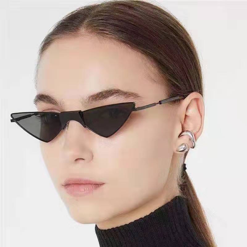 Metal Simple Rattan Wrap Leaves Ear Bone Clip Stud Earrings Open Tail Ring display picture 1