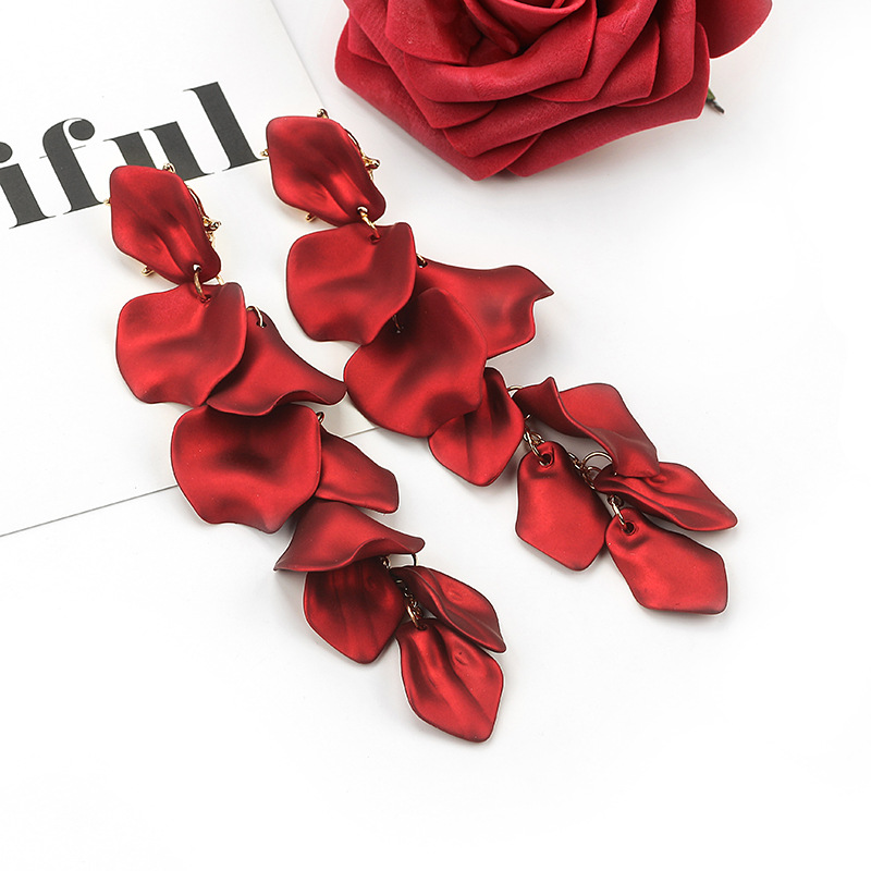Korea Sexy Red Rose Petal Tassel Rhinestone Metal Earrings display picture 10