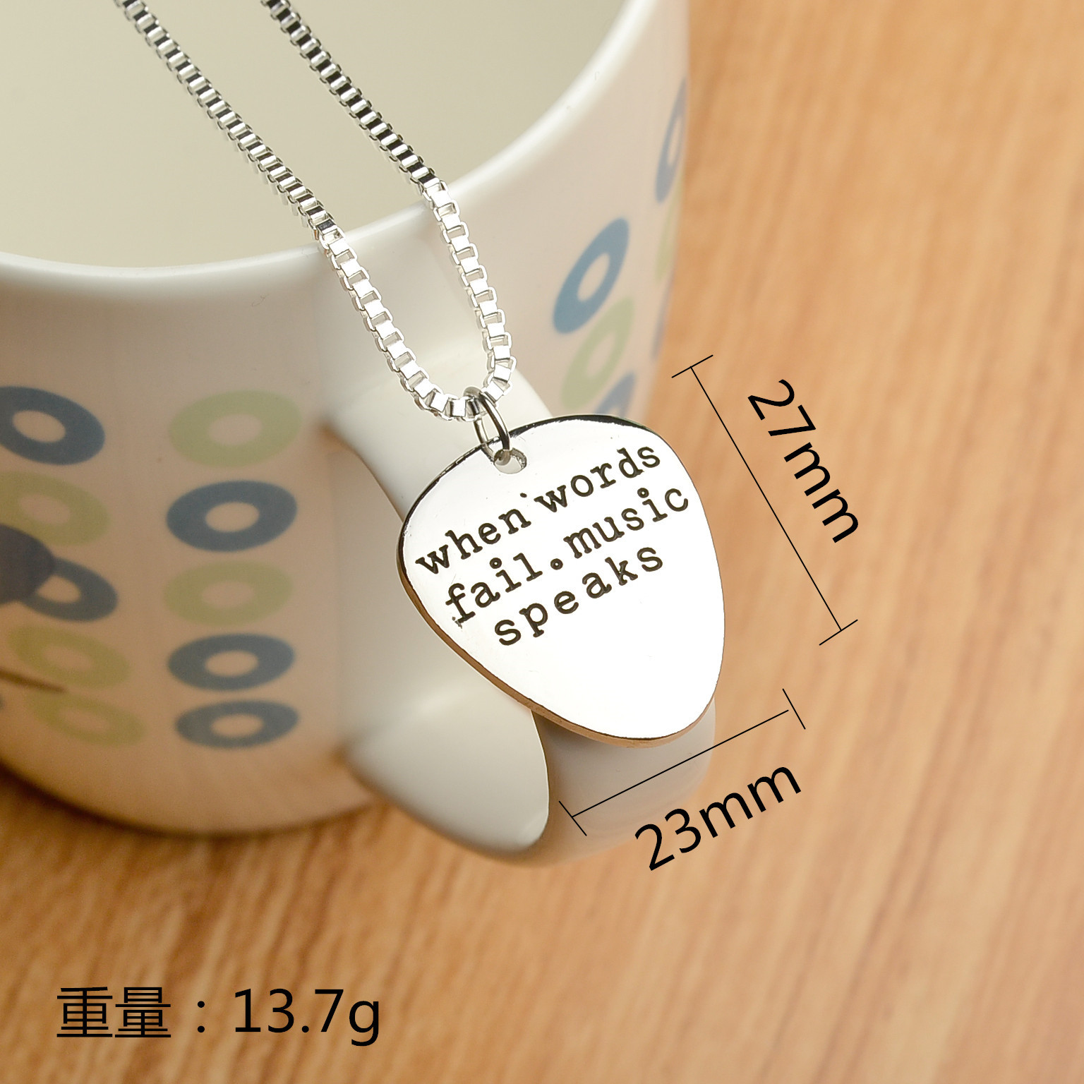 New Fashion Simple English Alphabet Necklace Wholesale display picture 3