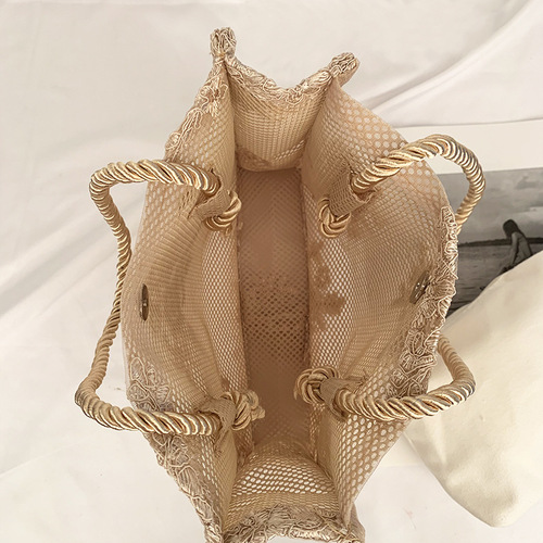 Embroidered thread hollow frosted silk hot-selling straw handbag travel vacation seaside beach bag lace bag wholesale