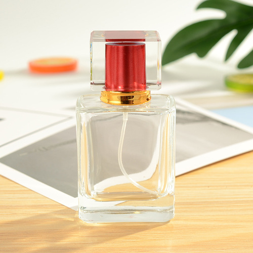 Manufacturer wholesale quality assurance cosmetic packaging perfume refill bottle 50ML glass spray portable empty bottle