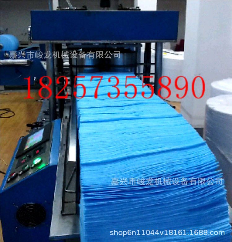 美容院床单一次性床单折叠机无纺布床单洞巾加工机械峻龙