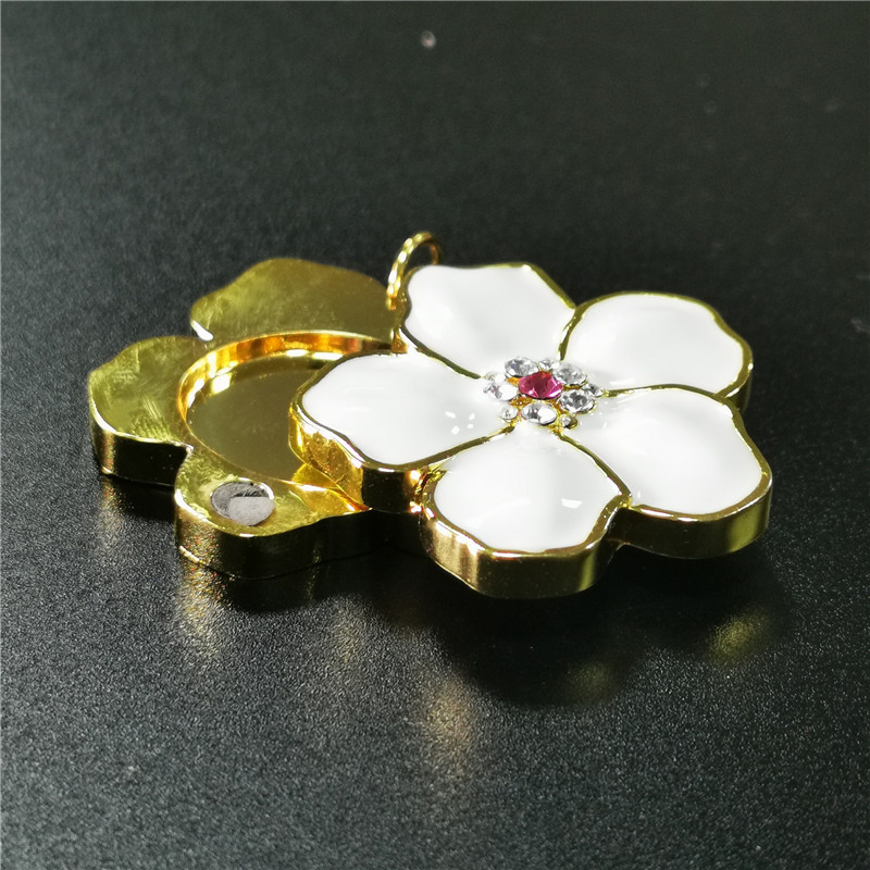 金属立体香膏盒 锌合金高档镶钻滴油首饰盒 花朵形状固体香水铁盒