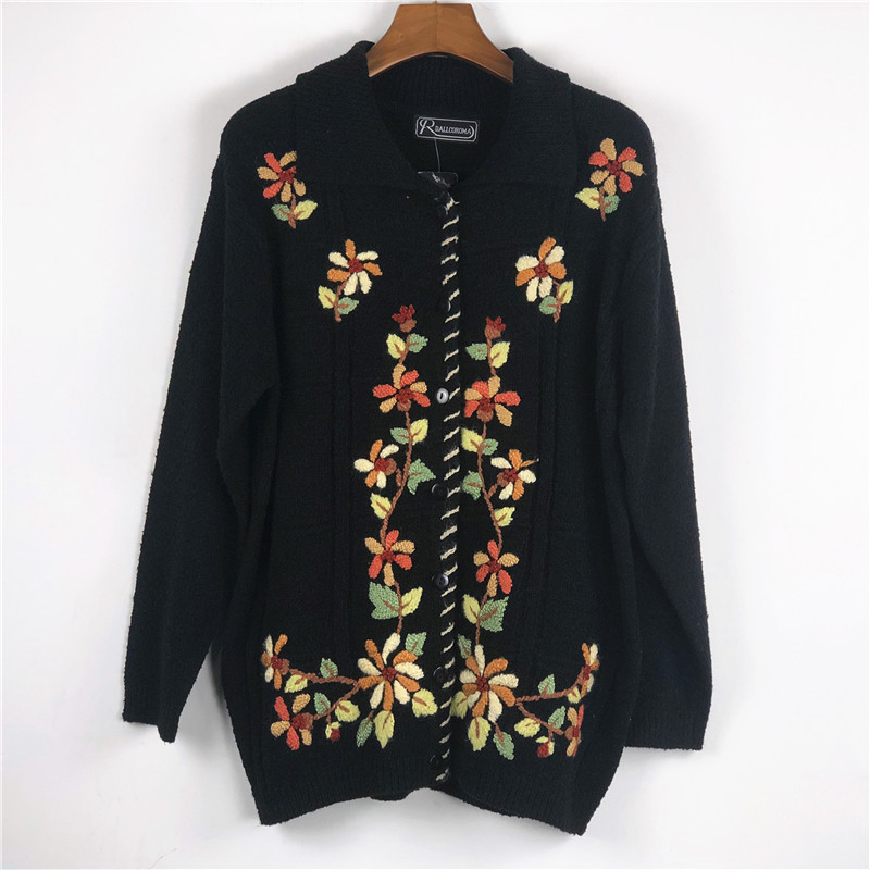 跨境复古古着毛衣手工刺绣翻领女装宽松长袖毛织黑色开衫无袋|ru
