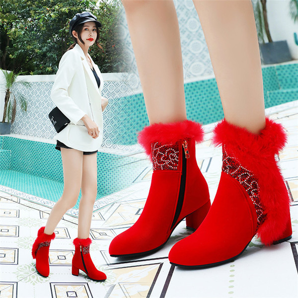 All kinds of thick heels women’s boots in autumn and winter new boots fashion elegant round head zipper middle high heel