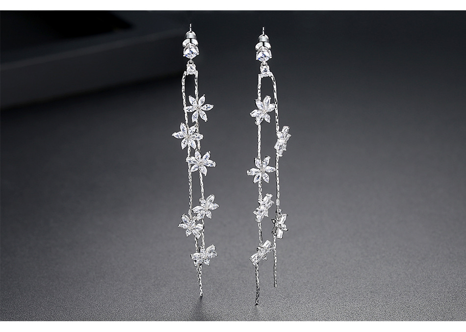 Light Floral Studs Fashion Long Tassel Earrings Copper Zirconium Chain display picture 4