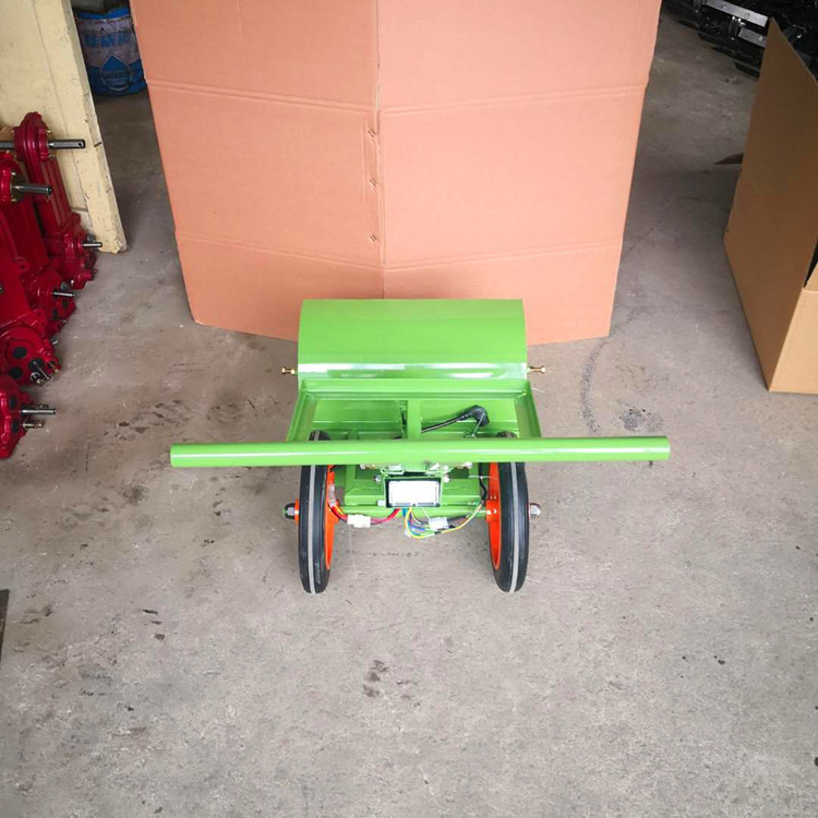 手推电动除草机