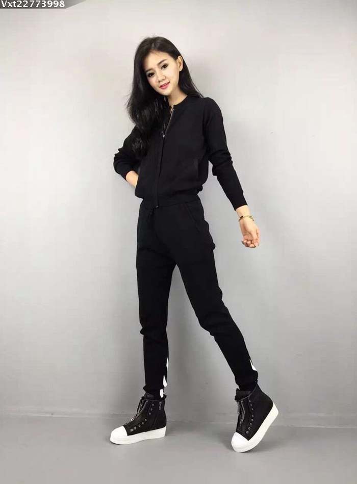 Costume femme en Fibre de polyester - Ref 3335547 Image 1