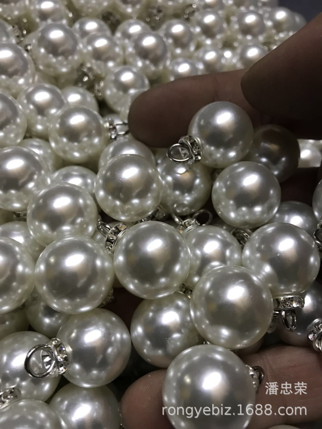 Beads pearl