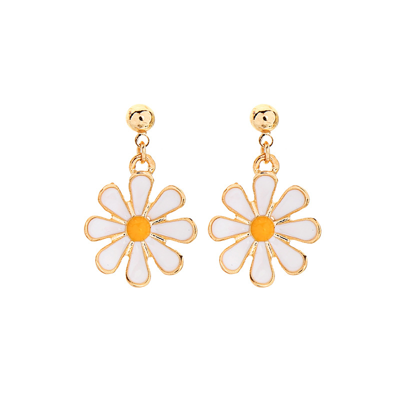 E982198d Mode Petit Frais Fleur Boucles D'oreilles Femme Coréenne 925 Argent Aiguille Simple Et Compact Fille Daisy Stud Boucles D'oreilles display picture 11