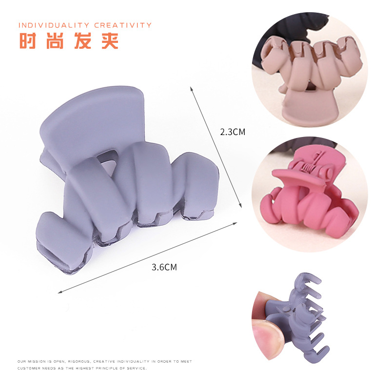 Cartoon plastic fashionable cute hairgrip