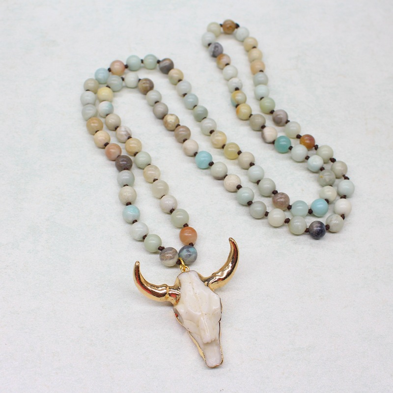 Amazon Stone Necklace Detail