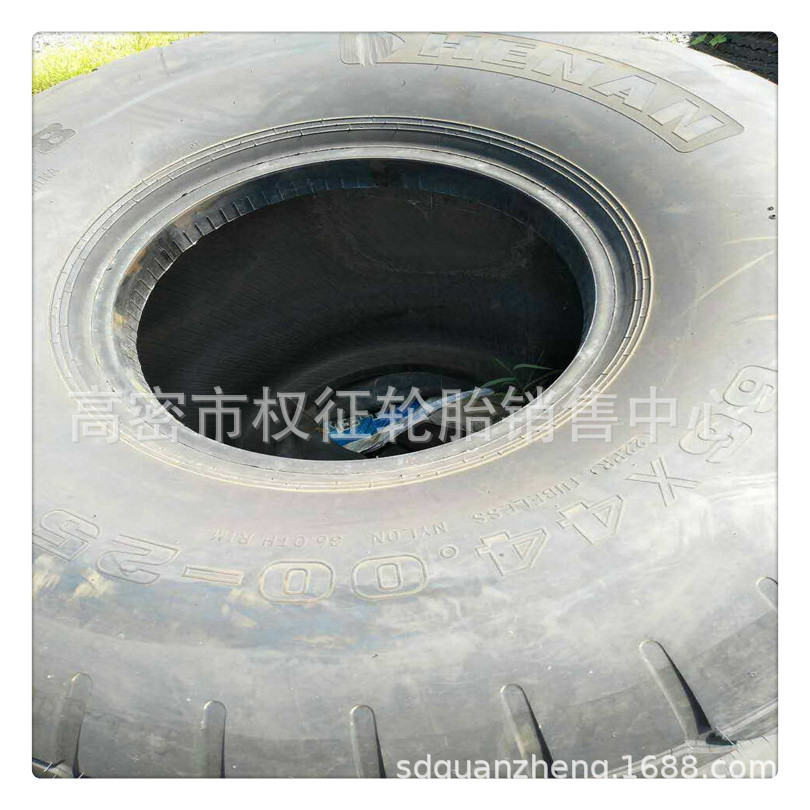 沙漠运输车 自卸车66X44.00-25工程 轮胎66*44.00-25