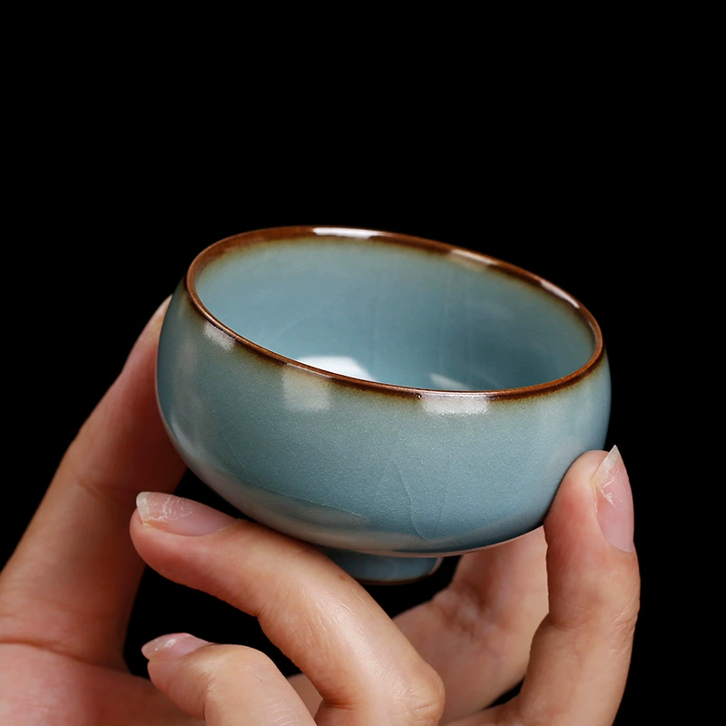 Ru kiln master's cup opens to cultivate kung fu, small tea cup, ceramic pure handmade tea cup, single hand-made Ru porcelain tea set