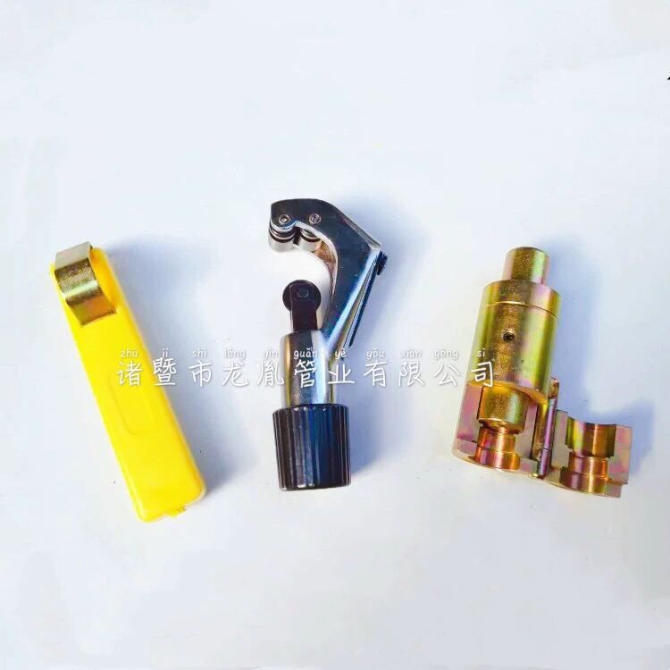 15,8 Штамповка гофрированных труб из нержавеющей стали Плоская горловина 6 точек Резак для детонации 4 точки Волновой взбиватель для зачистки Инструмент 13,5