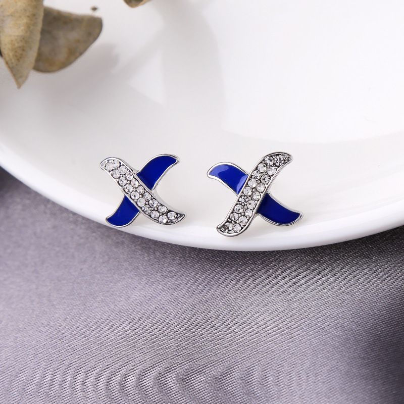 E9102301 Coréenne Style Raffiné Strass Boucles D'oreilles Longues Fée Visage Minceur Boucles Boucles D'oreilles Pour Les Femmes Nouvelle Exagérer Gland Boucles D'oreilles display picture 10