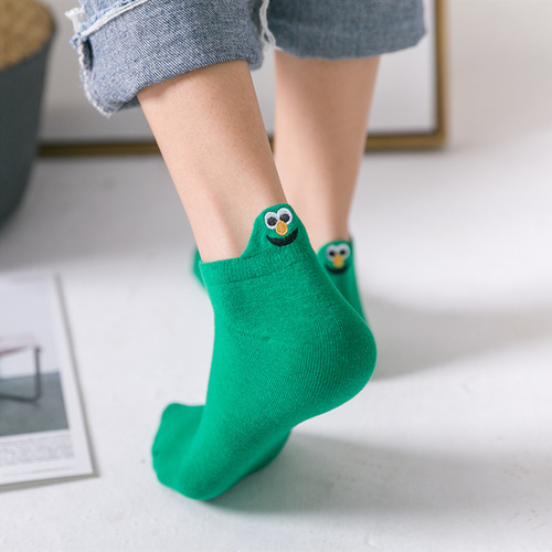 Smiley socks couple socks shallow mouth men's socks small daisy cotton women's socks boat socks summer ins trend medium tube low-cut socks