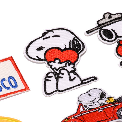Embroidered cloth stickers Cartoon animal patches Children's clothing accessories Animal dogs and cats Shoes and hats accessories Children's jewelry accessories