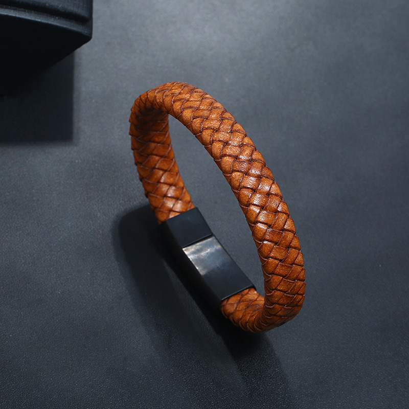 Hand-woven Multilayer Men's Leather Bracelet display picture 2