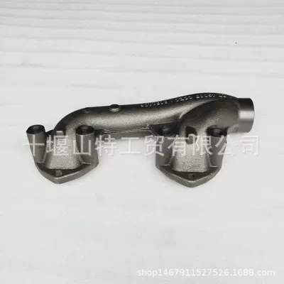 Exhaust manifold engine exhaust pipe