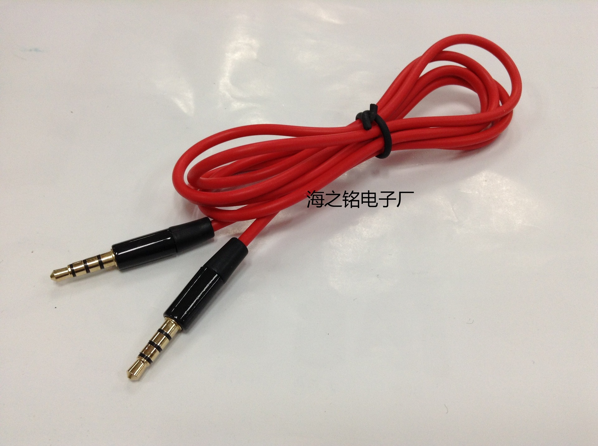 红色四极音频线　四节耳机对录线　红色3.5公对3.5公四节　AUX线