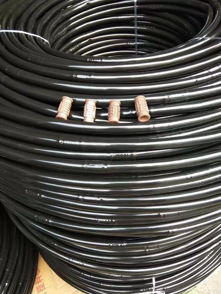 Производители продают внутренние цилиндрические трубы для капельного орошения с равномерным потоком и защитой от засорения для садов.