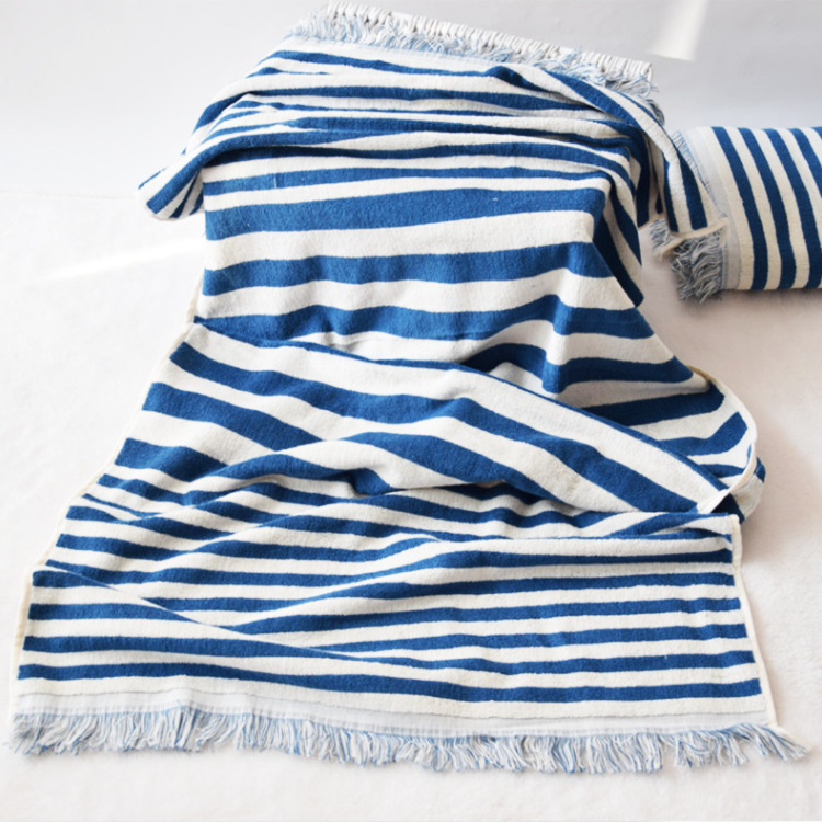 Blue and White Stripesd Bath Towel, Custom Dyed Towel, Pre-Processed Yarn-Dyed Bath Towel, Non-Fading, Absorbent Jacquard Beach Towel Blue and White Stripesd Bath Towel, Custom Dyed Towel, Pre-Processed Yarn-Dyed Bath Towel, Non-Fading, Absorbent Jacquard Beach Towel