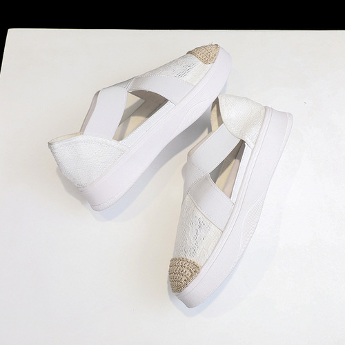 Sandals for women with fairy style 2020 summer new style Korean version internet celebrity ins super. Fire toe thick bottom lace women