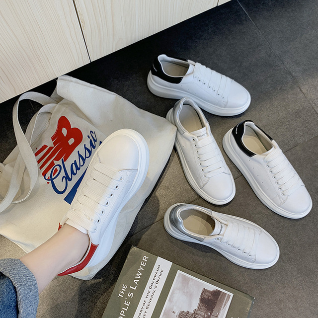 Giày McQueen da trắng nữ 2019 xuân mới Học sinh Hàn Quốc hoang dã Giày da 1 lớp một thế hệ Giày nữ