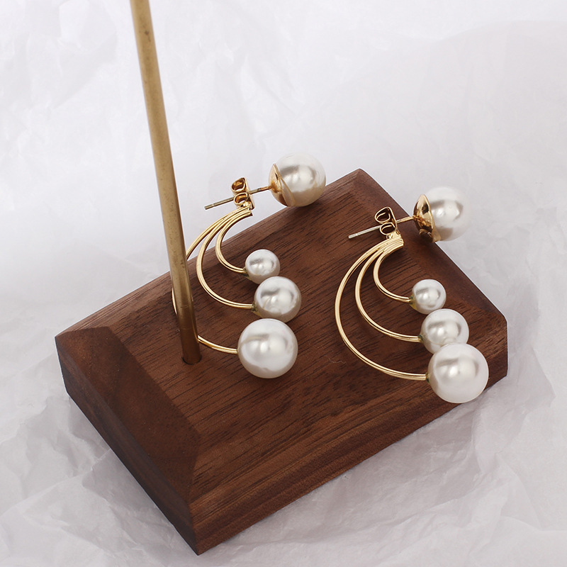 Fashion Copper Multi-layer Pearl Bohemian Style Earrings display picture 3