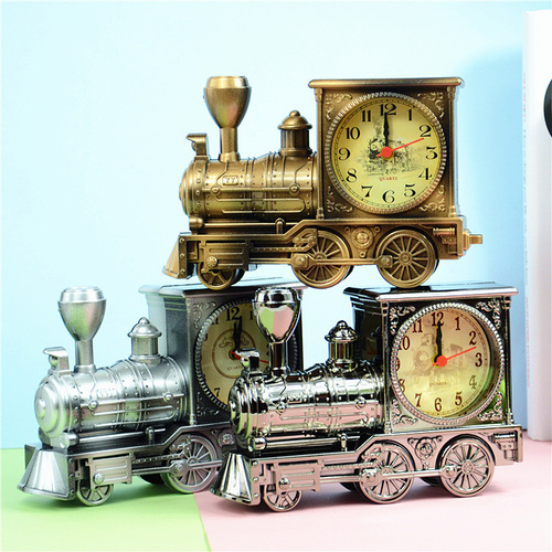 外贸欧式怀旧复古火车头闹钟 时尚个性塑胶模型闹钟 创意家居礼品