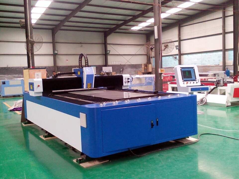 光纤激光切割机大功率工业级不锈钢板铝金属全自动板管一体切管机