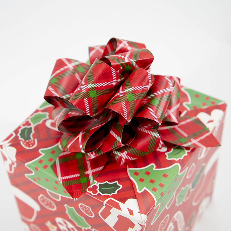 Bola de flores de Navidad-cuadros rojos