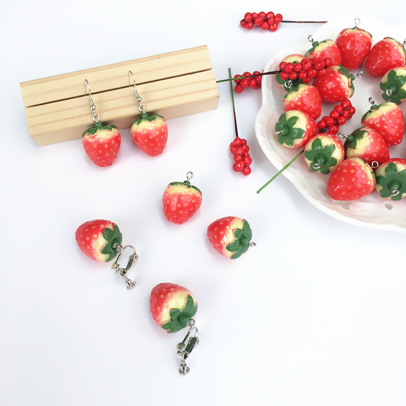 1 Pair Quantity Daily Occasion 1 Pair Cartoon Style Cute Strawberry Resin Drop Earrings
