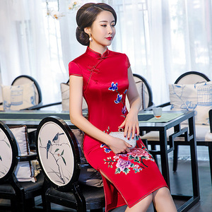 Chinese Dress Qipao for women Chinese style vinegar cheongsam one piece embroidered cheongsam medium length embroidered cheongsam