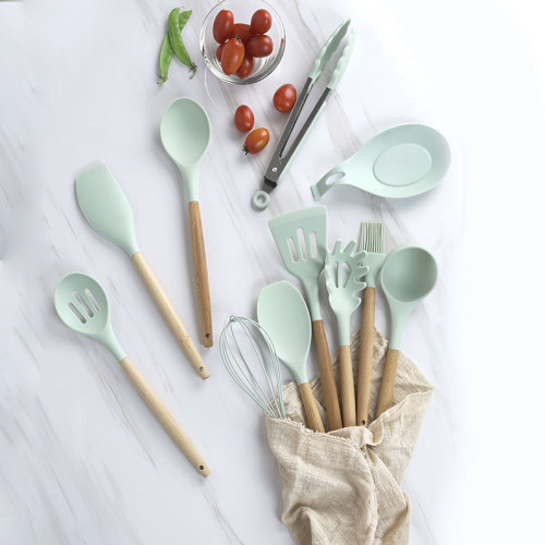 Manufacturer wholesale creative kitchen tools wooden handle silicone kitchen utensils 12-piece set 11-piece silicone spatula and spoon set