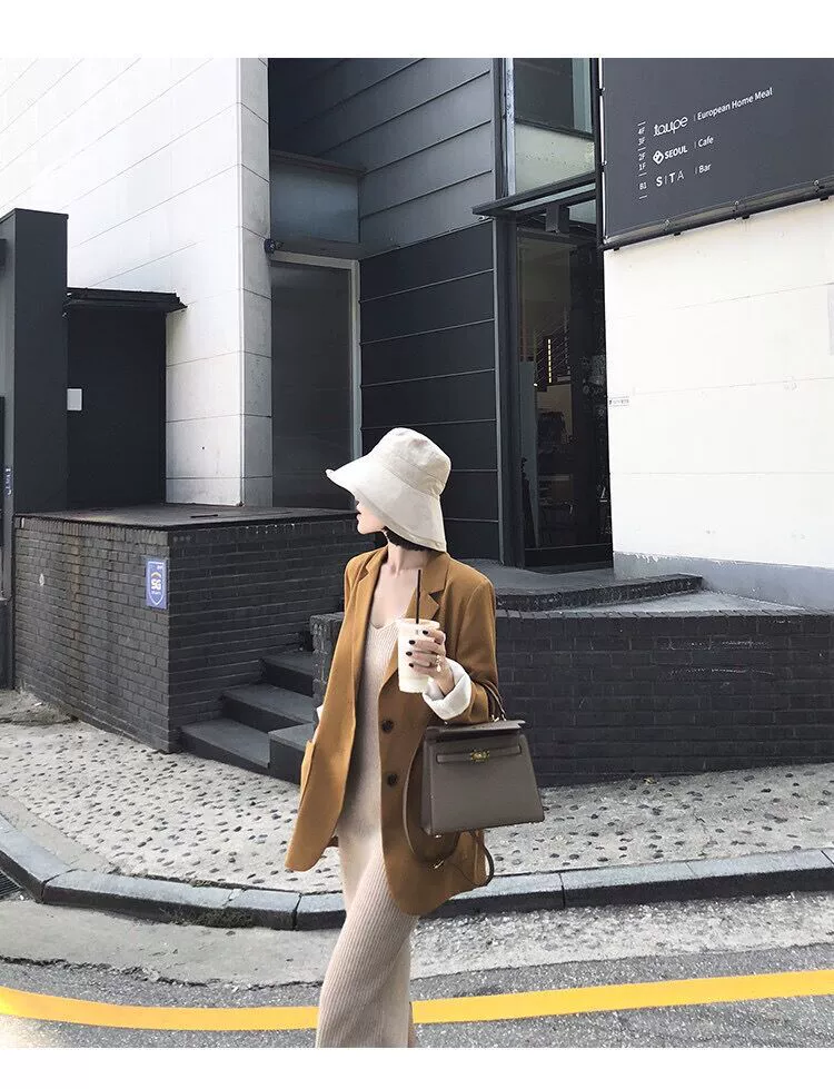 Маленький костюм Женская куртка 2020 ВЕСНА Новинка корейский стиль Шикарный тонкий интернет популярная короткая черная Повседневная маленькая куртка модная