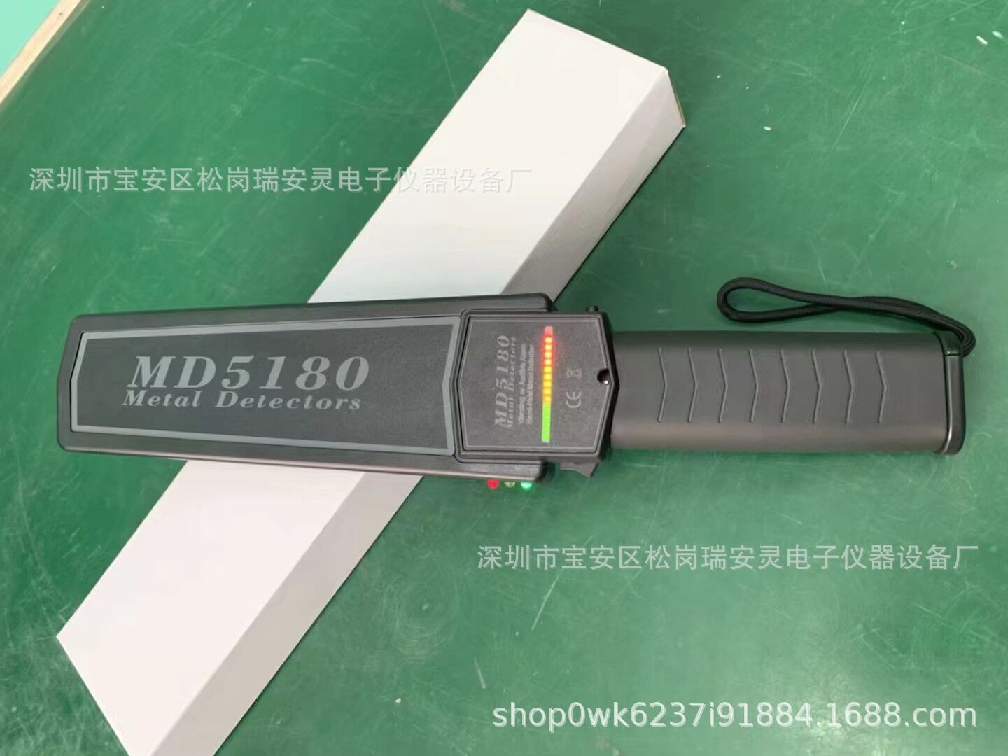 批发高灵敏度带LED灯金属探测器 手持式金属探测仪 工厂直销价