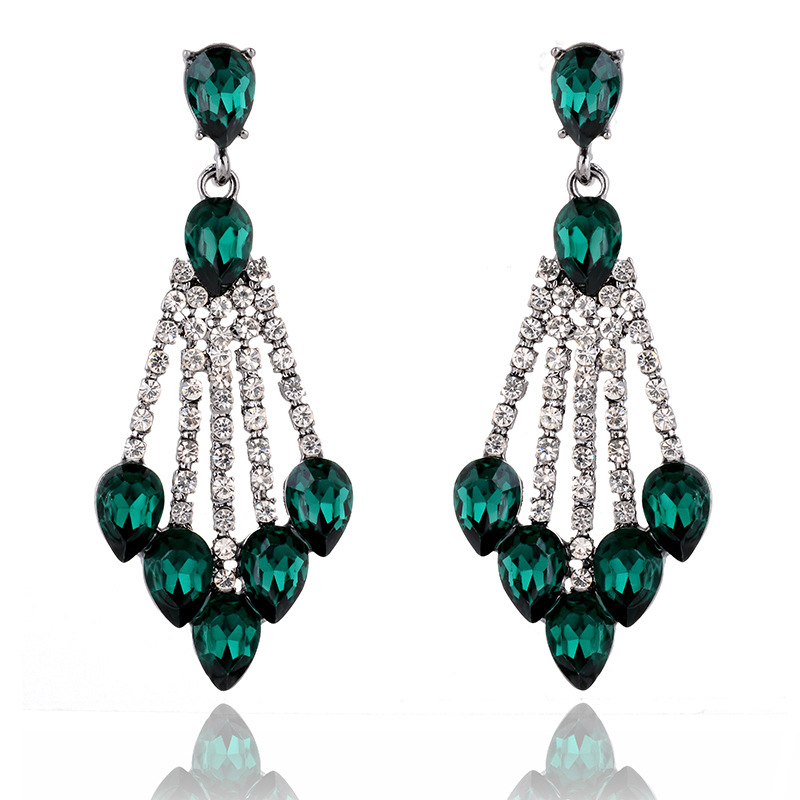 7g Weight Rhinestones Inlay Material Drop Earrings Classification 1 Pair Quantity Daily Occasion Alloy Material Geometric Pattern Women'S Gender Plating Design Retro Style 1 Pair Retro Geometric Alloy Plating Rhinestones Women's Drop Earrings 38