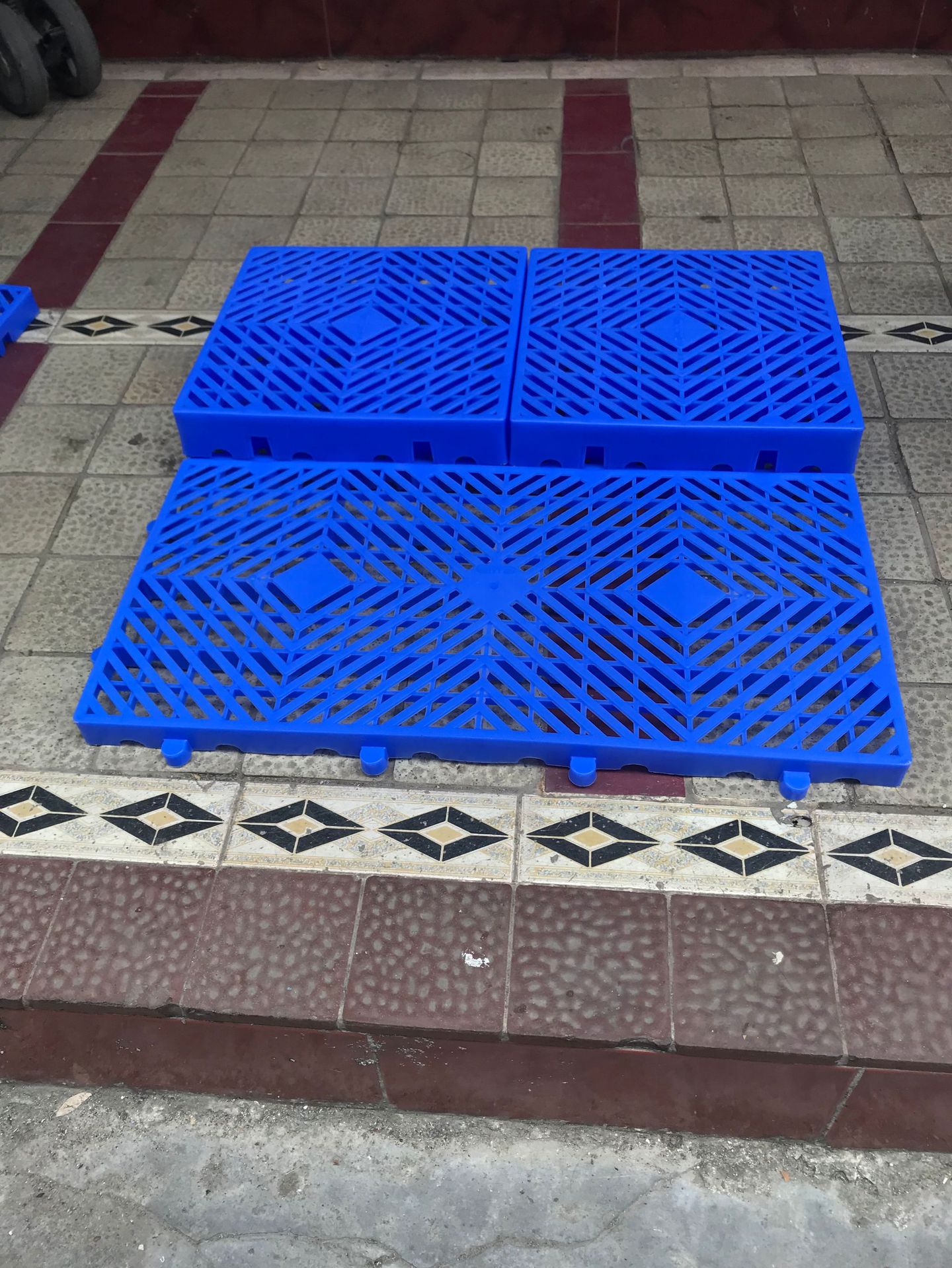 【子佳】加厚塑胶板 工业垫仓板塑料浅板 工厂批发