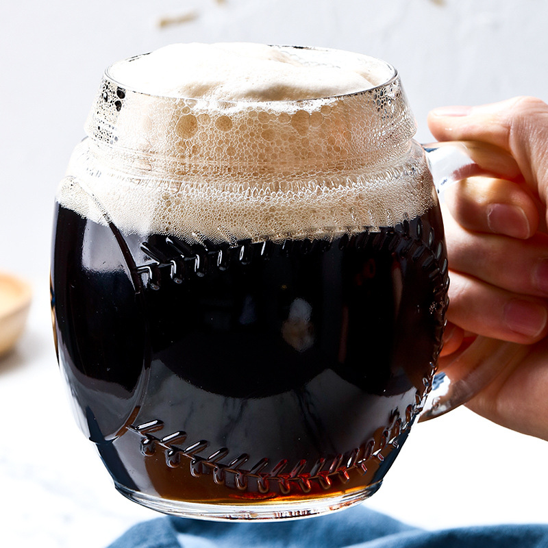 无铅玻璃意大利足球型扎啤杯玻璃大容量把手啤酒马克杯欧式加厚