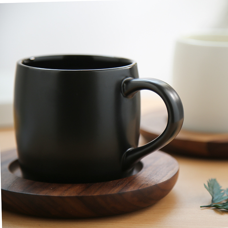 Taza de café de estilo europeo extra grande Taza de cerámica Taza de agua Taza con almohadilla Cuchara para grabar texto LOGO