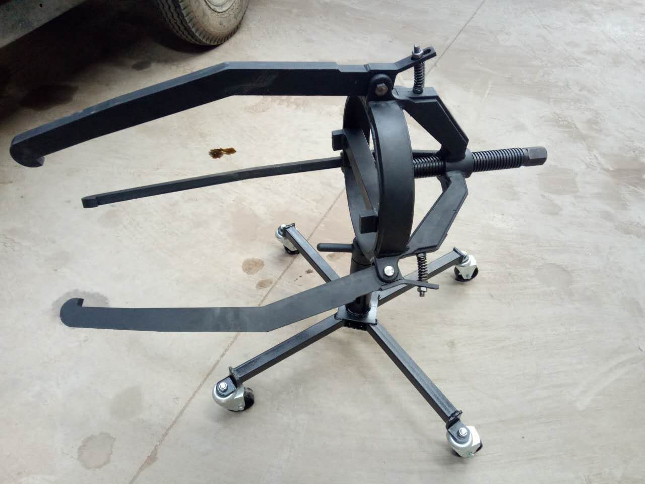 大车刹车锅拉拔器 汽修用刹车锅取出器 大车刹车鼓刹车盆