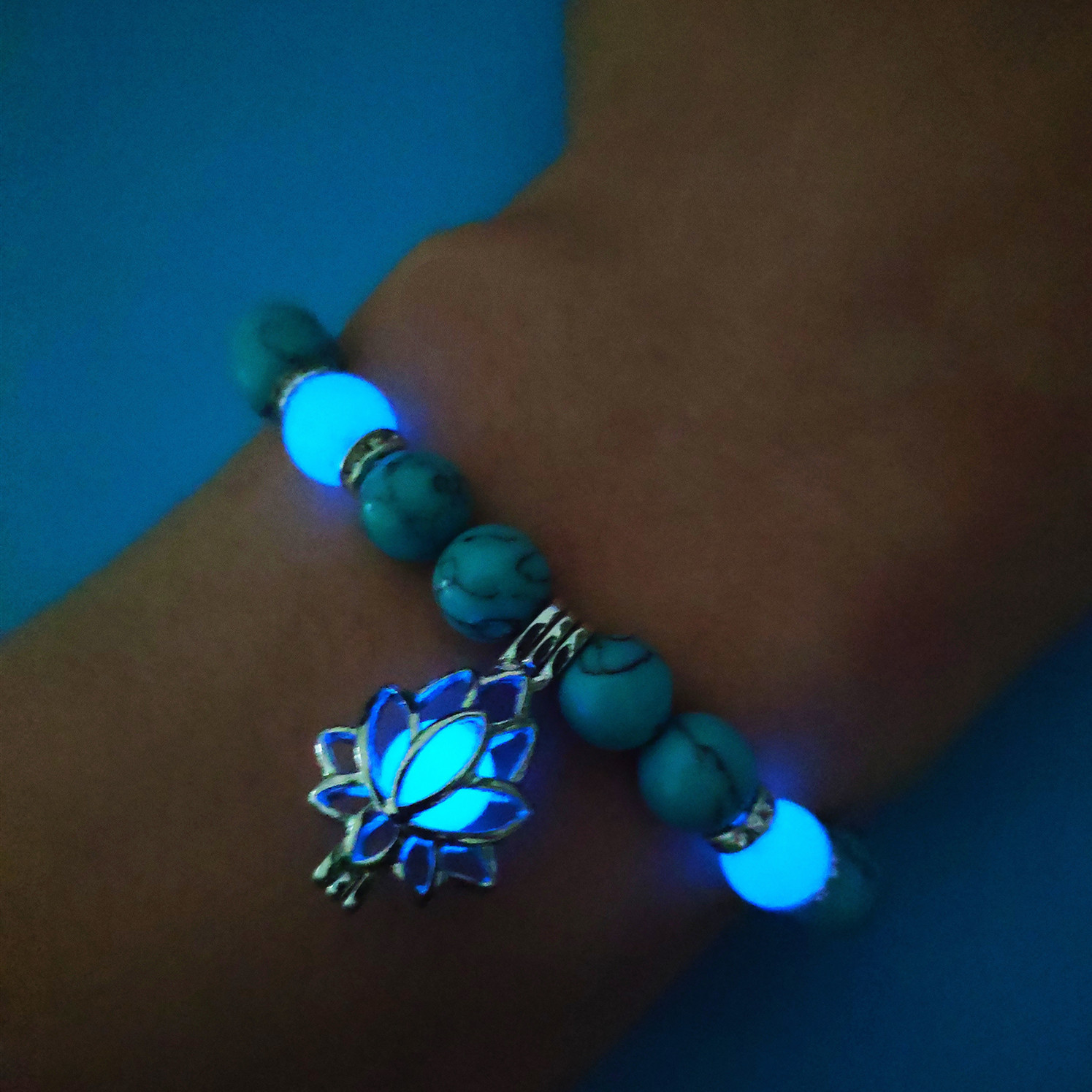 Fashion Flower Natural Stone Turquoise Bracelets 1 Piece display picture 1
