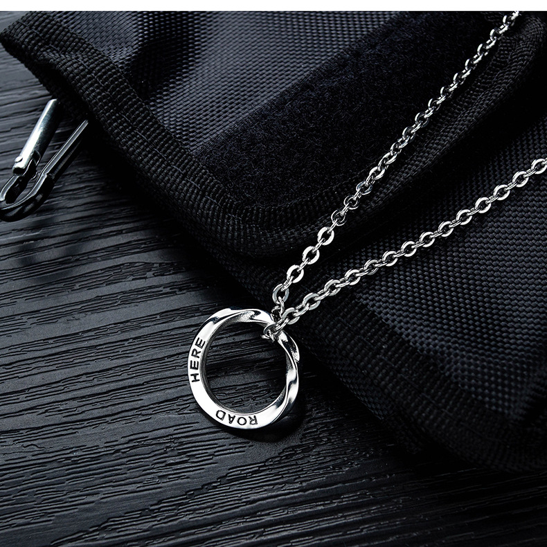 Simple Fashion Titanium Steel Circle Necklace display picture 11