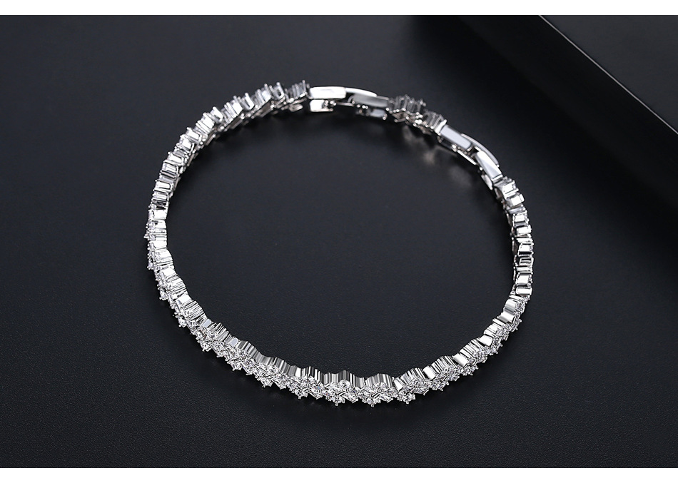 Bracelet Fashion Pave Ladies Bracelet Extension Chain Bracelet Gift display picture 2