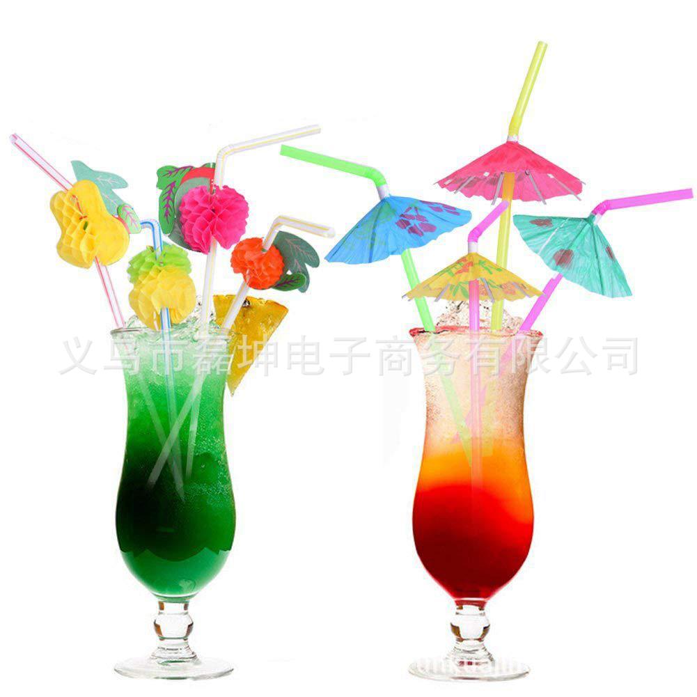 Две трубочки в коктейлях. Коктейль с зонтиком. Украшение тропических коктейлей. Разноцветные коктейли. Коктейльный зонтик.