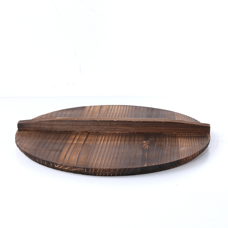 Cubierta de olla ardiente tradicional carbonizada a la antigua de madera cubierta de olla de abeto antidesbordamiento de hogar de madera redonda carbonizada en stock